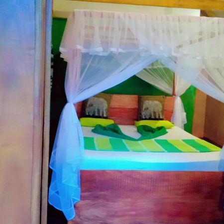 Sigiri Aliya Tree House Hotel Sigiriya Exterior foto